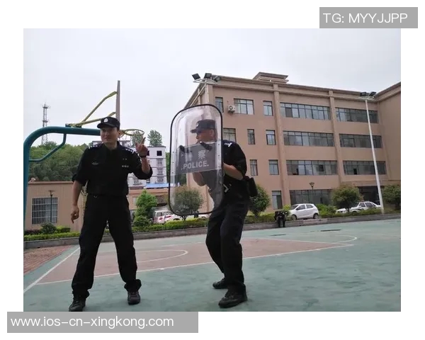 提升实战能力的足球训练指南与技巧分享PDF下载